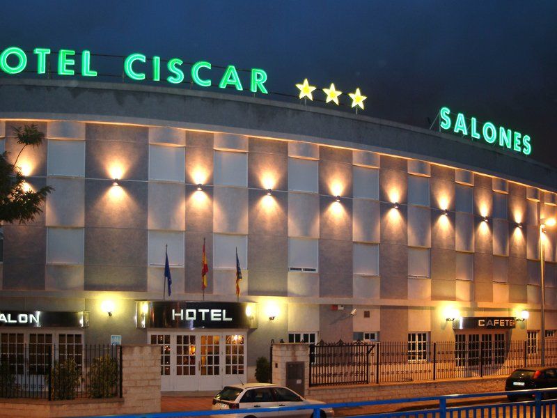 Отель Checkin Valencia Ciscar Пикания Экстерьер фото